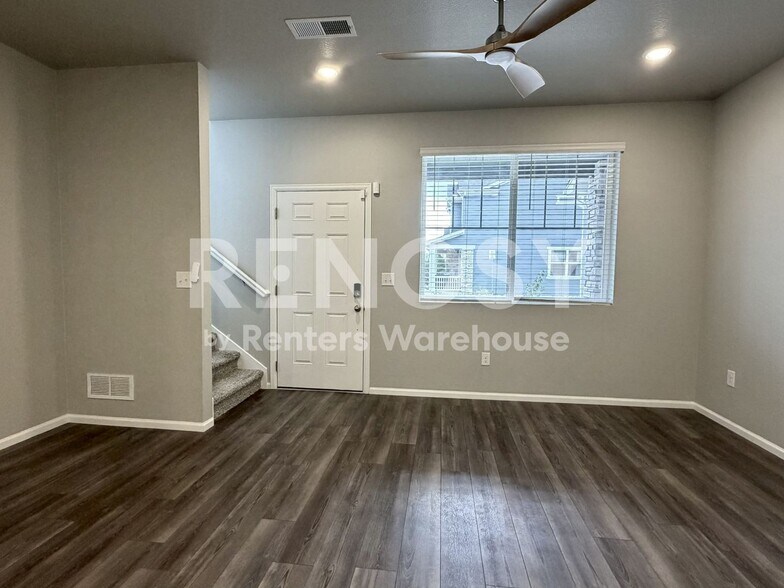 Building Photo - 11352 W Grand Dr