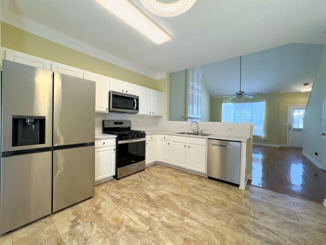 Building Photo - 3025 Oxwell Dr NW