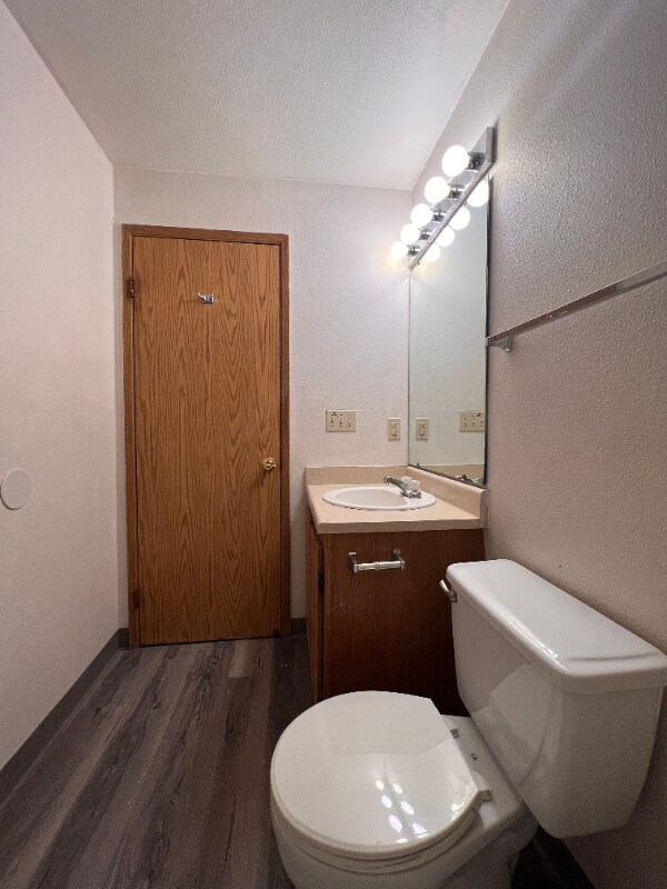 Building Photo - 10522 Lake City Way NE