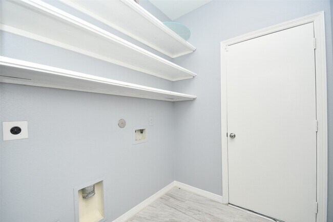 Building Photo - 3730 Rocky Ledge Ln