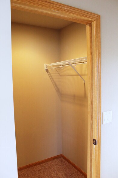 Building Photo - 3203 SW Arlan Ln