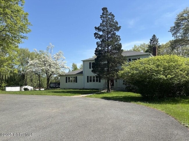 Building Photo - 4 Noonan Ln