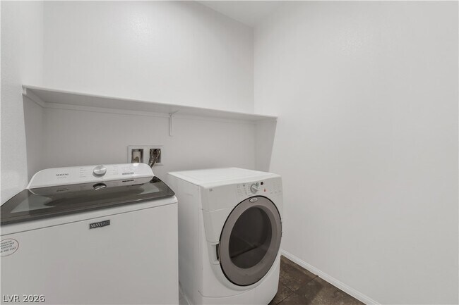 Building Photo - 3728 W Colton Ave