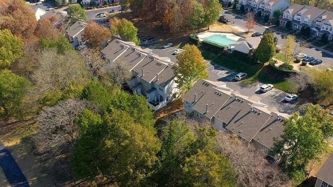 Building Photo - 708 Flintlock Ct