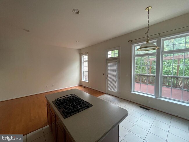 Building Photo - 41943 Cinnabar Square