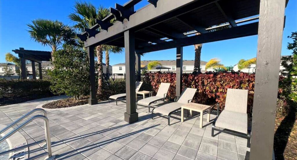 Building Photo - 31268 Paper Birch St