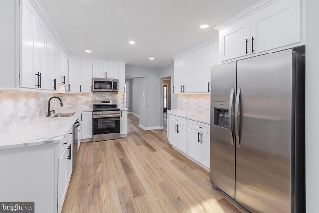 Building Photo - 44 Cranford Rd