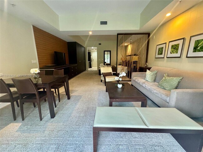 Building Photo - 5300 NW 87th Ave