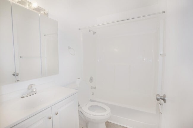 Building Photo - 5361 Treetops Dr