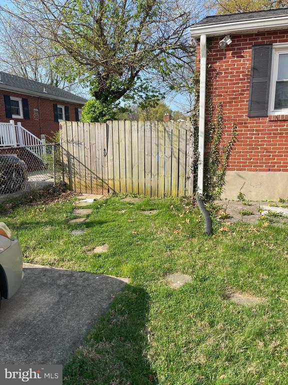 Building Photo - 10702 Blossom Ln