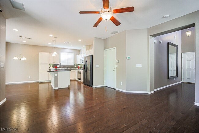 Building Photo - 10976 Toscano Gardens St