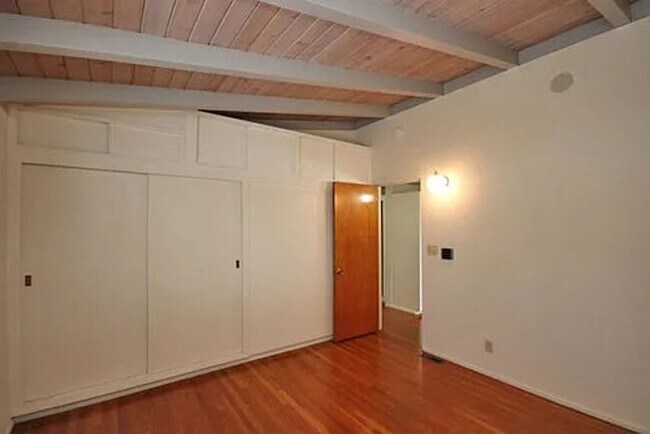 Building Photo - Beautiful 3 bed In Los Angeles