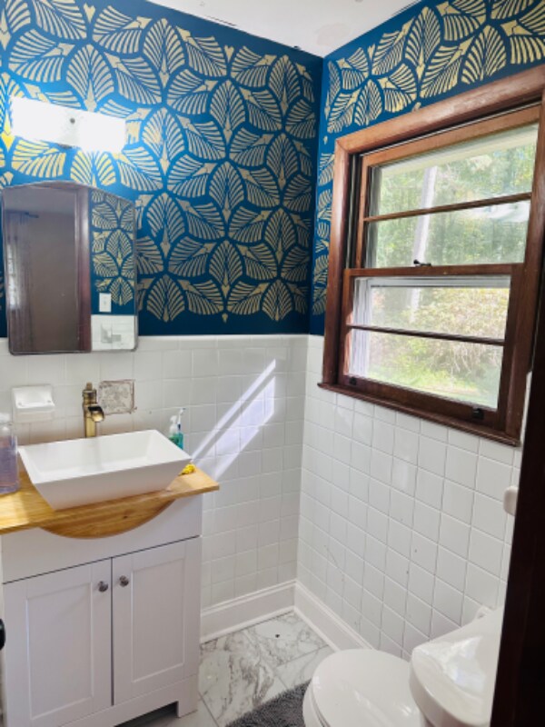 Building Photo - 2562 Meadow Lark Dr