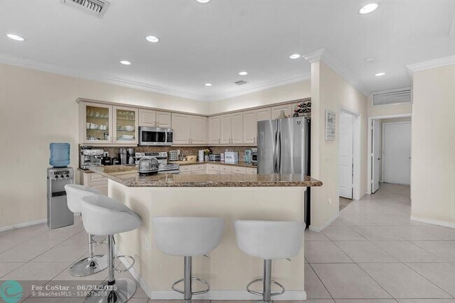 Building Photo - 16389 SW 31st St