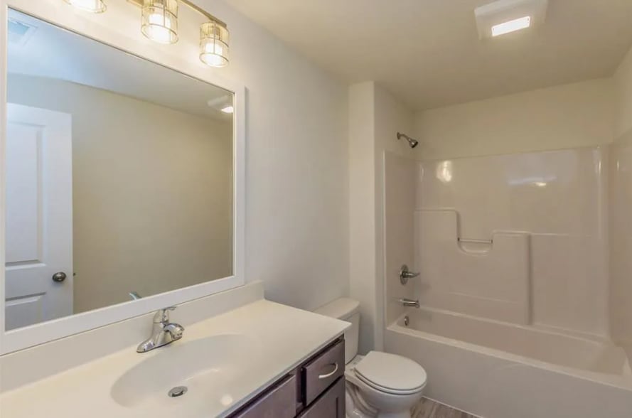 Building Photo - 3034 Sherwood Dr