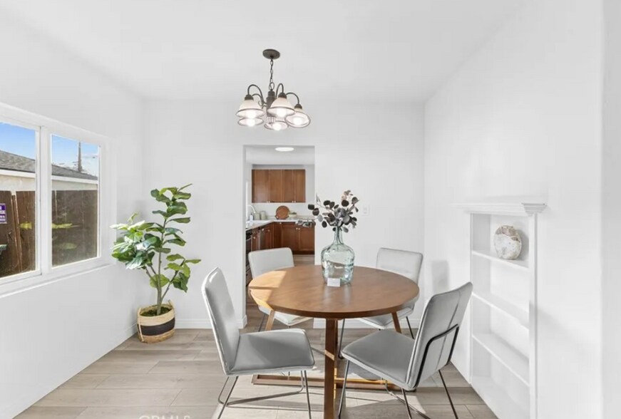 Building Photo - 1410 S Olive St