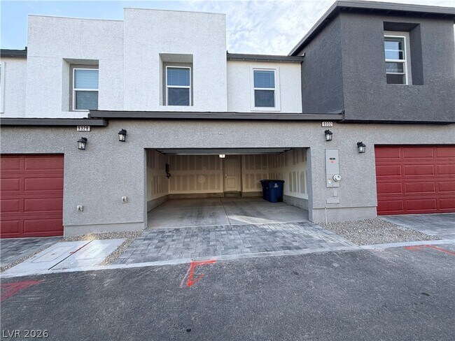 Building Photo - 9332 Serene Hbr St