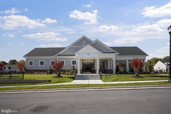 Building Photo - 171 WOODGATE Cir