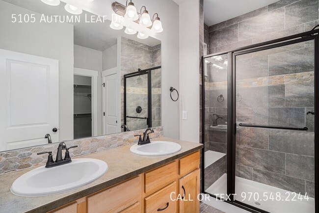 Building Photo - 5105 Autumn Leaf Dr