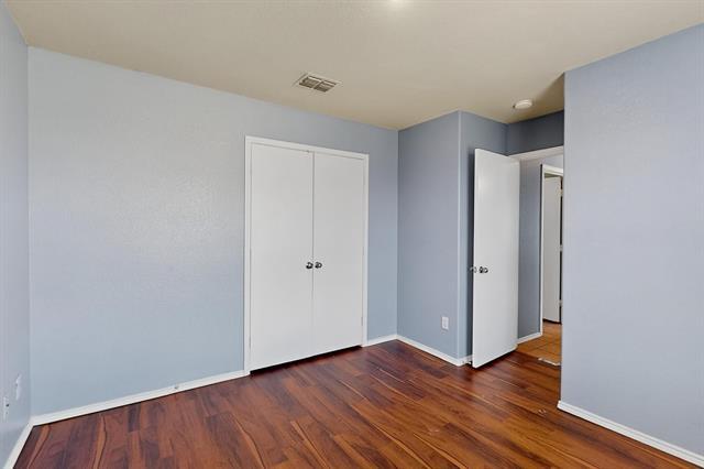 Building Photo - 621 Berry Tr
