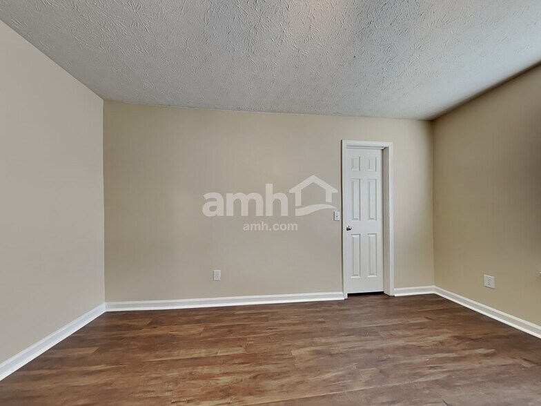 Building Photo - 5813 Columbia Cir