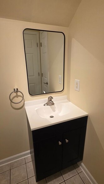 Building Photo - 225 Pemberton Rd