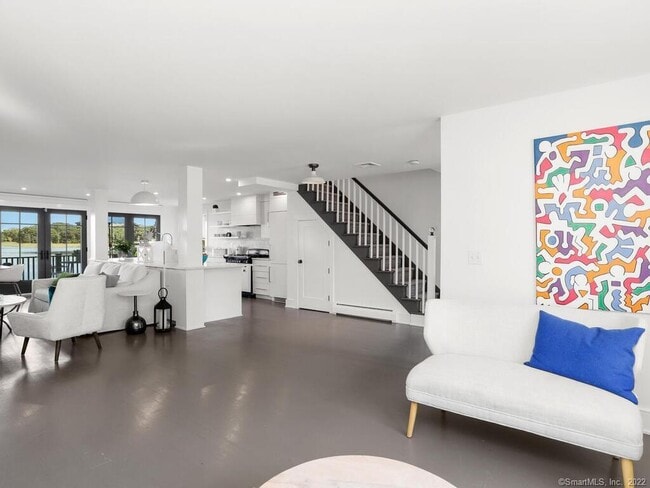 Building Photo - 199 Hillspoint Rd