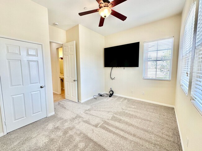 Building Photo - 31340 Aussie Ln