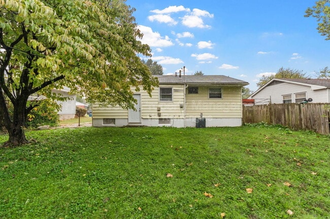 Building Photo - 135 Dundee Cir