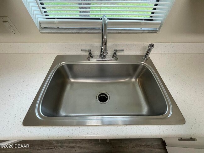 Building Photo - 90 Hickory Hills Cir