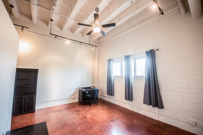 South End Lofts - San Antonio, TX | Apartment Finder