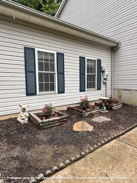 Building Photo - 2 Spicewood Ct