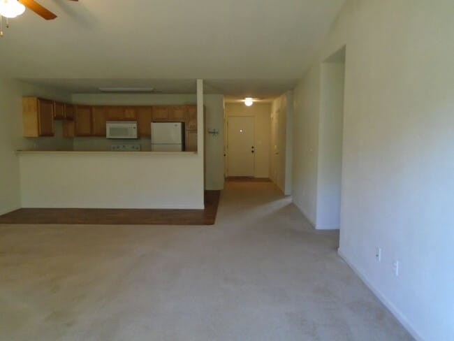 Building Photo - 21083 Harbor Ln