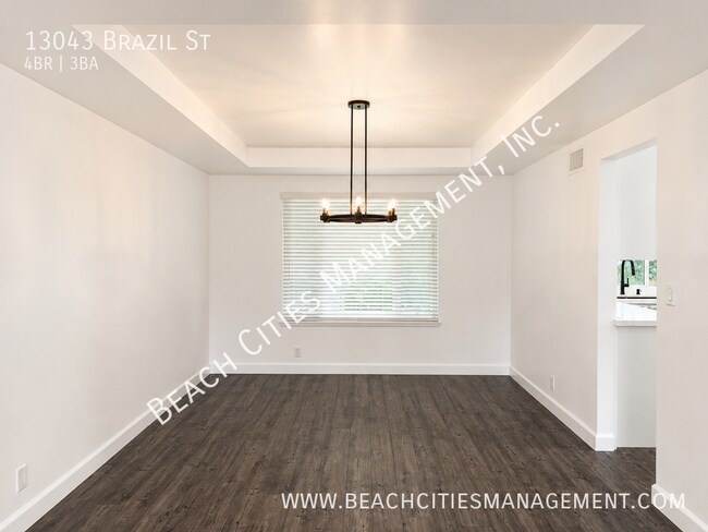 Building Photo - 13043 Brazil St