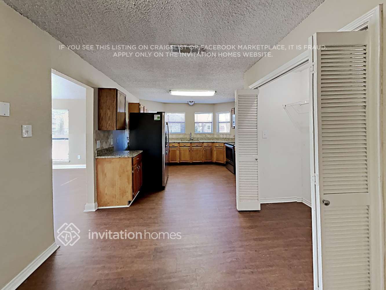 Building Photo - 8713 Wood Glen Dr