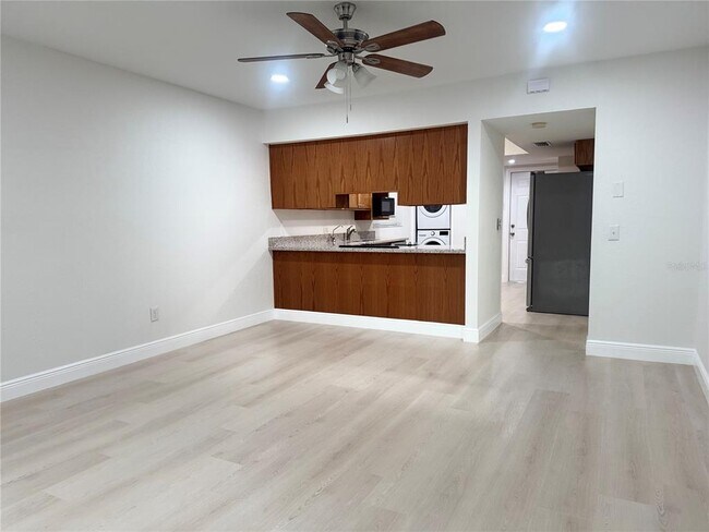 Building Photo - 22017 Bass Pl