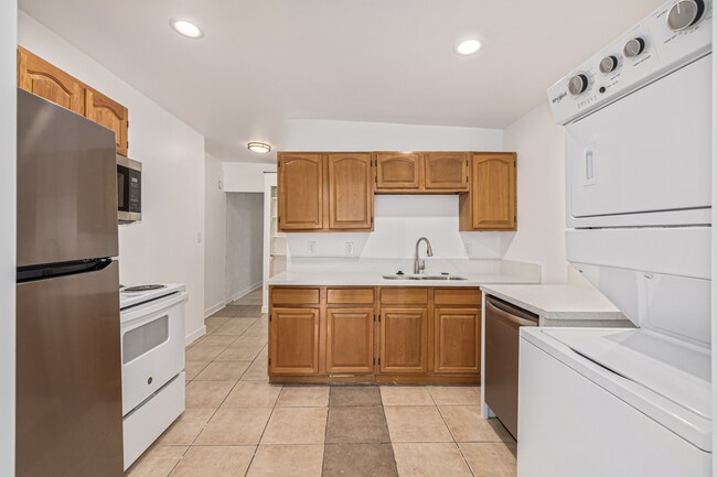 Building Photo - 4516 N 8th Pl