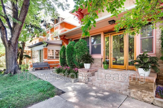 Building Photo - 1035 N Marion St