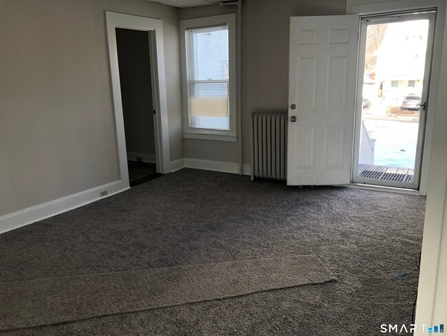 Building Photo - 23 Taylor St