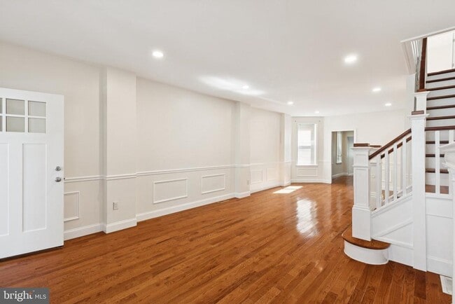 Building Photo - 2348 E Allegheny Ave