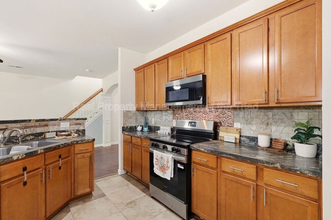 Building Photo - 5472 Shirley Jean Ct