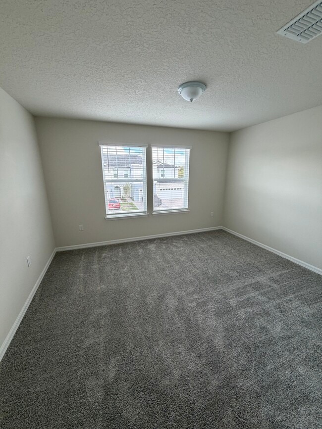 Building Photo - 110 Violet Vine Ln