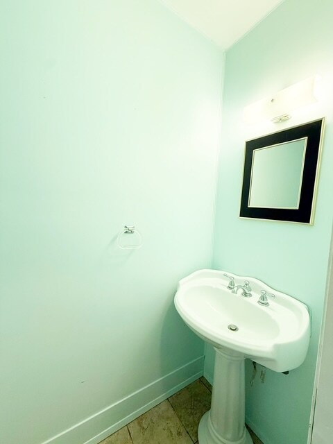 Building Photo - 2744 Grand Fir Pl SE