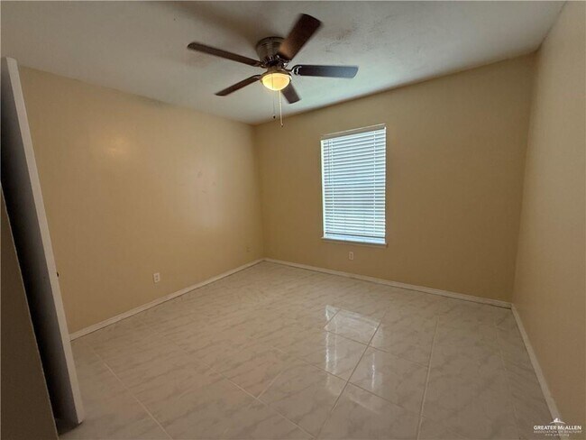 Building Photo - 6209 S Azul Ln