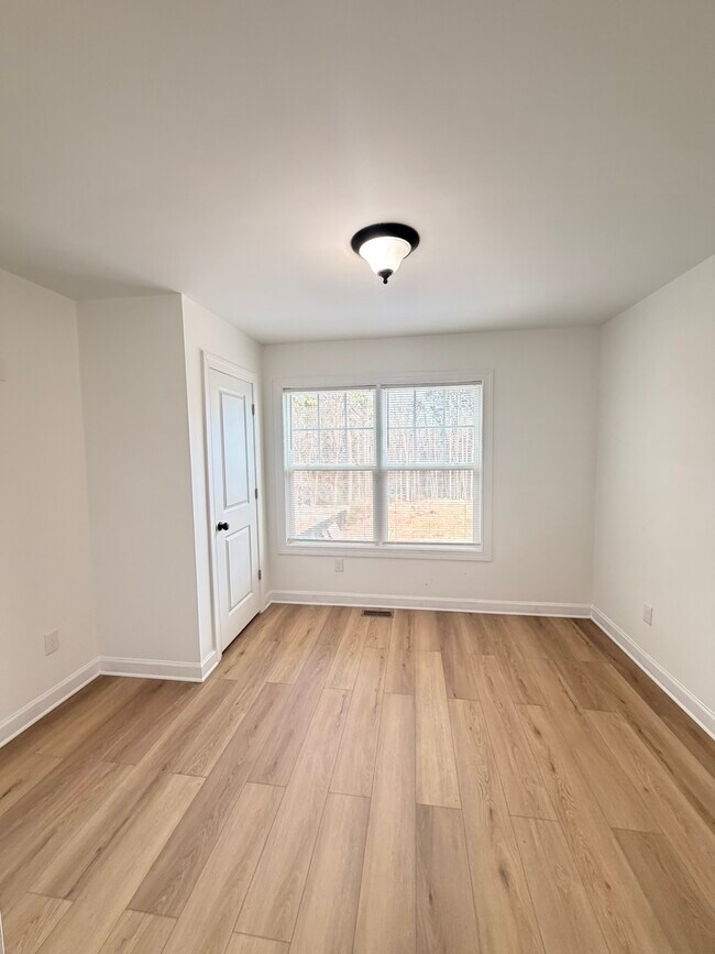 Building Photo - 126 East End Ave