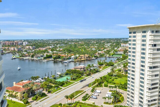 Building Photo - 550 S Ocean Blvd