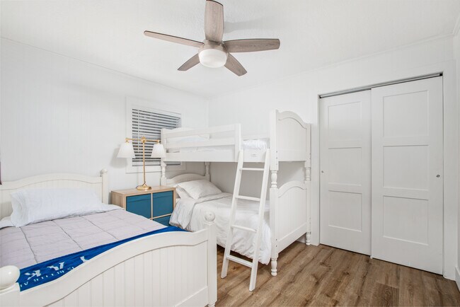 Building Photo - 13920 SE 124th St