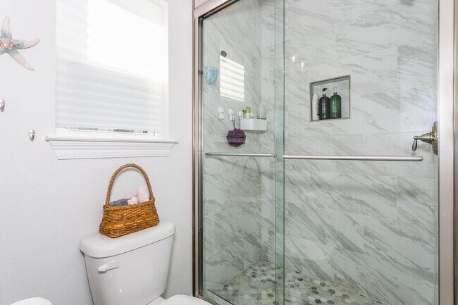 Master shower - 714 W Main St