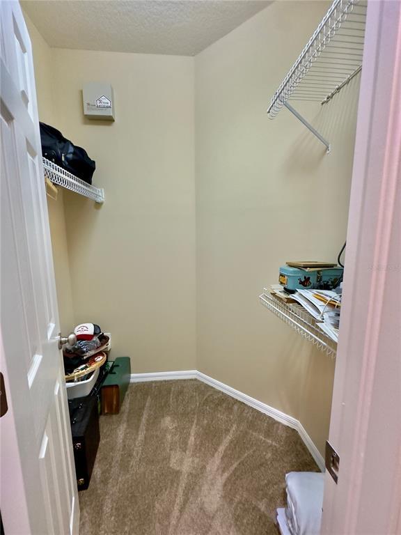 Building Photo - 10222 Devonshire Lake Dr