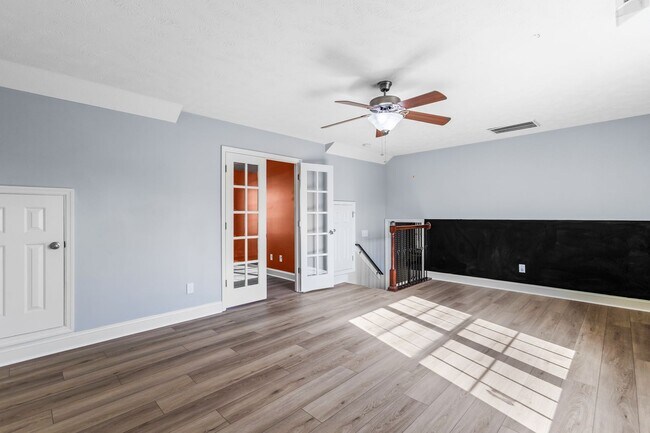 Building Photo - 111 Louie Ln